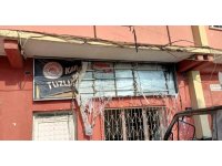 Karataş Belediyesi hizmet binası kundaklandı