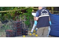 Antalya’da korkunç cinayet:  Müşterilerine çilek satarken silahlı saldırıya uğradı