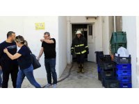 Öğretmenevinin mutfak bölümünde çıkan yangında 1 kişi dumandan etkilendi
