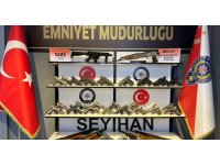 Seyhan polisi silaha geçit vermiyor