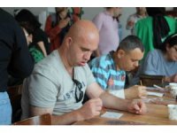 Engelli bireylerden annelerine özel hediye