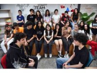 Mersinliler ’Hello Mersin’ ile dil öğreniyor