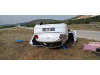 Burdur-Fethiye kara yolunda kontrolden çıkan otomobil takla attı: 1’i çocuk 3 yaralı