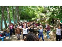Tarsuslu kadınlar ’Sağlık için Hareket Et Günü’nü doğada kutladı