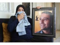 Reyhanlı saldırısında oğlunu kaybeden anne, oğlunun gömleğiyle hasret gideriyor