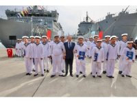 Temsili askerlik yapan engelliler yemin ederek terhis oldu