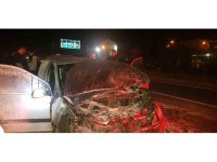 Seyir halindeki araç alevlere teslim oldu