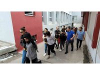 Çıplak fotoğraf şantajı ve ürün satma vaadiyle dolandırıcılığa 18 tutuklama