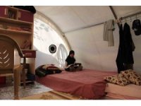 Çadırda çalışarak bursluluk sınavında 500 tam puan alan depremzede öğrencinin hayali yazılım mühendisi olmak