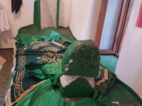 AHİ KIZ TÜRBESİNDE BAŞ VE AYAK TAŞI KRİZİ SOSYAL MEDYADA