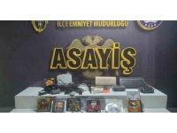 3 ayrı evi soyan hırsız tutUklandı