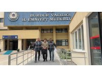 Burdur’da 19 yıl 9 ay hapis cezasıyla aranan firari yakalanarak cezaevine gönderildi