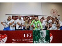 Bodrum FK’lı futbolcular basın toplantısını bastı