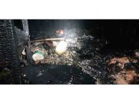 Burdur’da sobadan çıkan yangında iş yeri kullanılamaz hale geldi