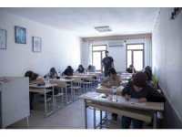 Öğrenciler YKS öncesi deneme sınavına girdi