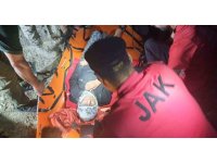 Kayıp yaşlı kadın evine 500 metre mesafede yaralı olarak bulundu