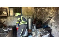 İş yeri yangını söndürüldü