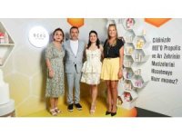 Ünlüler arı zehri için buluştu