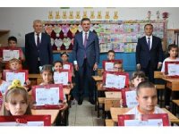 Isparta’da 76 bin 458 öğrenci karne heyecanı yaşadı