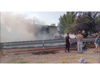 Depo olarak kullanılan baraka yangında küle döndü