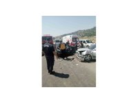 Kahramanmaraş’ta otomobiller çarpıştı: 5 yaralı
