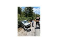 Bayram trafiğinde 3 araç birbirine girdi: 2 yaralı