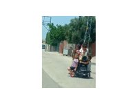 8 çocuk elektrikli motosikletle firarda, o anlar kamerada