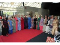 32 farklı ülkenin kıyafetleri Antalya’da