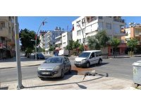 Kavşaktaki kaza ucuz atlatıldı, şiddetli çarpışmada yaralanan olmadı