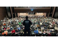 Isparta’da narkotik ekiplerince bin 650 öğretmene eğitim verildi