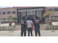 Alanya’da 25 yıl kesinleşmiş hapis cezasıyla aranan şahıs yakalandı
