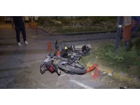 Hemzemin geçitten kaçmak istediler, treni hesap edemeyip kaza yaptılar