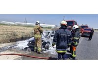 Antakya’da yanan araç kullanılmaz hale geldi