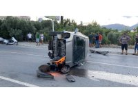 Tel çite çarparak takla atan aracın sürücüsü yaralandı