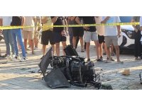 Antalya’da aracın motorunu yerinden fırlatan kaza: 3 yaralı