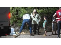 Yangında evlerinden tahliye olan vatandaşlar geceyi araçlarında geçirdi