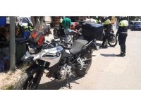Alanya’da kurallara uymayan motosiklet sürücülerine ceza kesildi