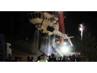 Helikopterin enkazı JAK ve SAK Timleri tarafından başarıyla çıkarıldı