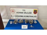 Adana’da 2 kilo 700 gram esrar ele geçirildi