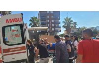 Kaldırımdan düştü, hastanelik oldu