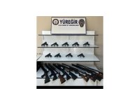 Adana’da 2 bin 530 gram uyuşturucu ele geçirilirken aranan 90 şüpheli yakalandı