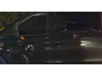 Seyir halindeki VİP araca saldırı: 1 yaralı