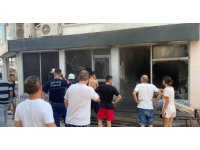 Antalya’da bayan kuaföründe çıkan yangın korkuya neden oldu