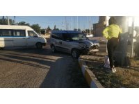 Isparta’da hafif ticari araç ile cip çarpıştı: 1 yaralı
