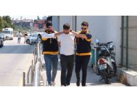 Operasyona gelen polisleri fark edip kaçmaya çalıştı, kıskıvrak yakalandı
