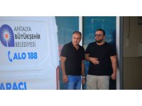 Düğünde öldürülen meclis üyesinin cenazesini ağabeyi gözyaşları içinde teslim aldı