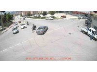 Hızlı girdikleri virajda panelvanın altında kalmaktan son anda kurtuldular