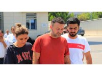 Tatil yaparken kafasına baca kapağı düşen kadın hayatını kaybetti