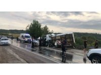 Osmaniye’de kamyonet ile otomobil çarpıştı: 2 ölü, 3 yaralı