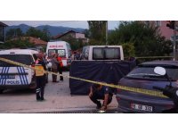 Burdur’da iş yeri önünde baba oğula silahlı saldırı: 1 ölü, 1 yaralı